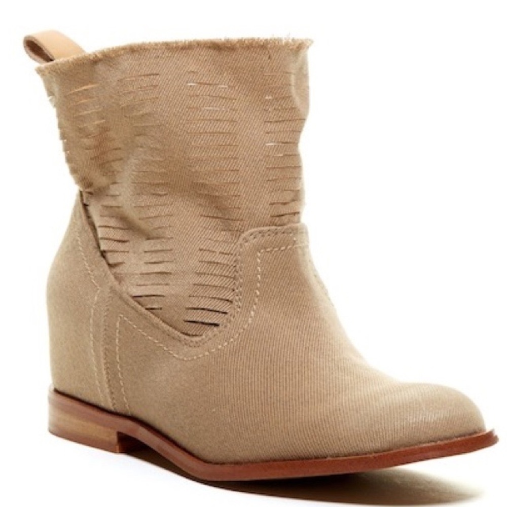 💕JOE'S JEANS💕 Mirage Booties - Neutral Beige Size 9 New in Box - Picture 2 of 8